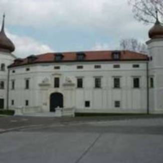 Schloss Rothmühle - Schlosshof